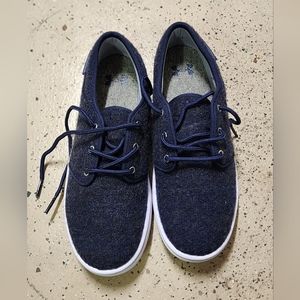 UA shoes